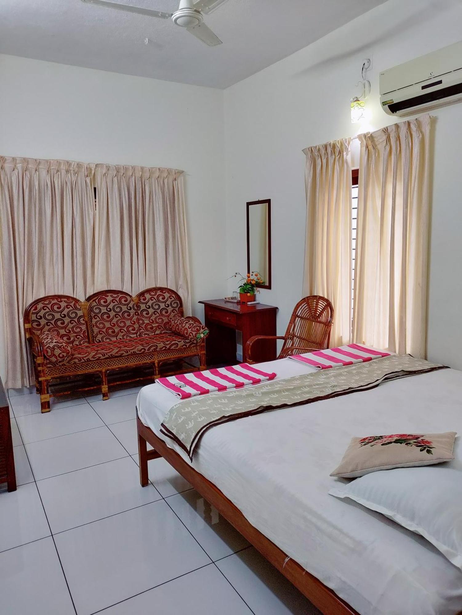 Basuri Beach Resort Varkala Exterior foto